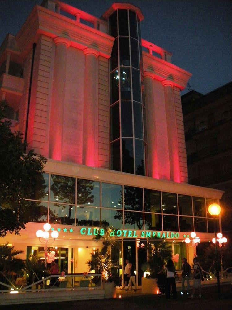 Hotel Smeraldo Cesenatico Esterno foto